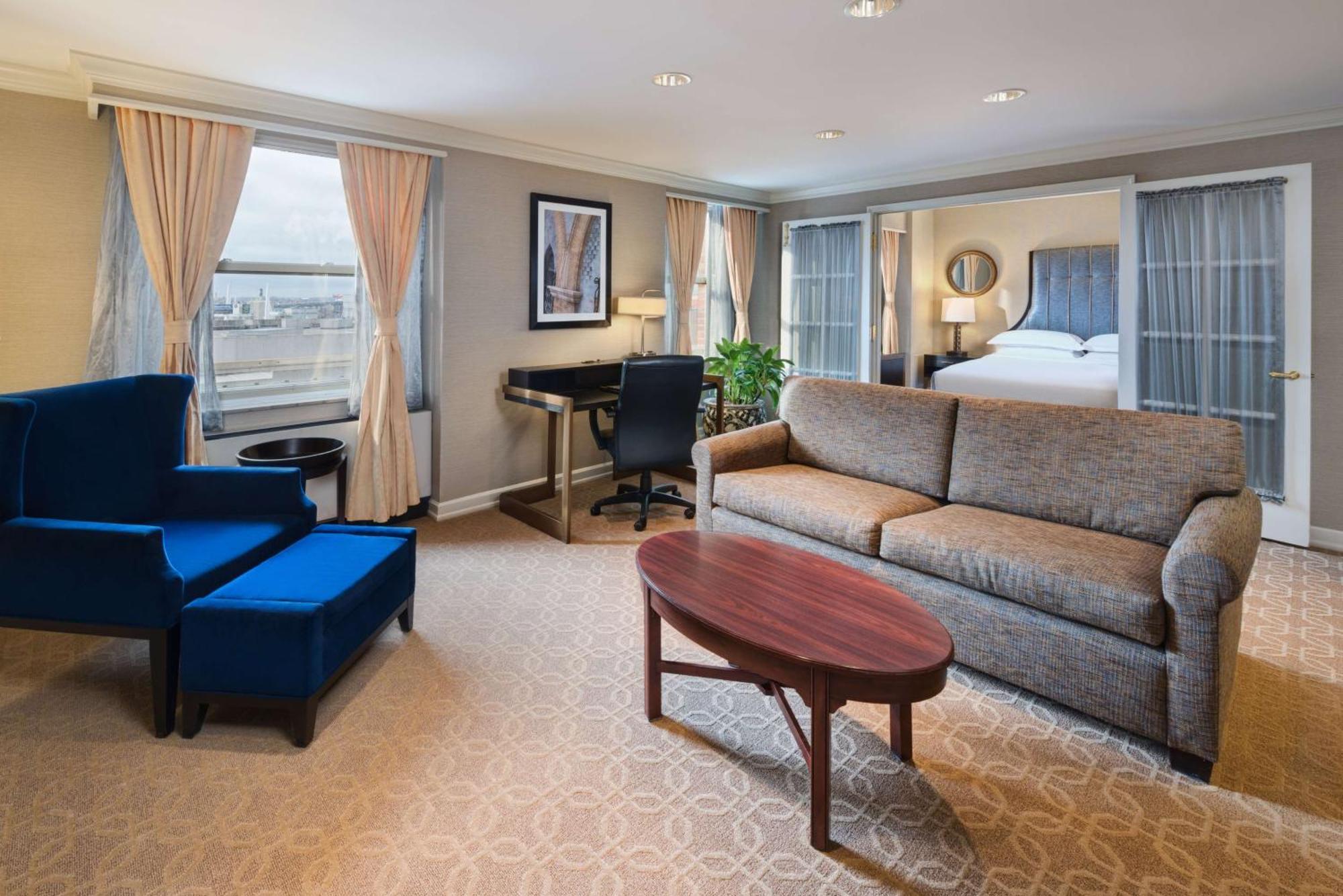 Hilton Hotel 3*